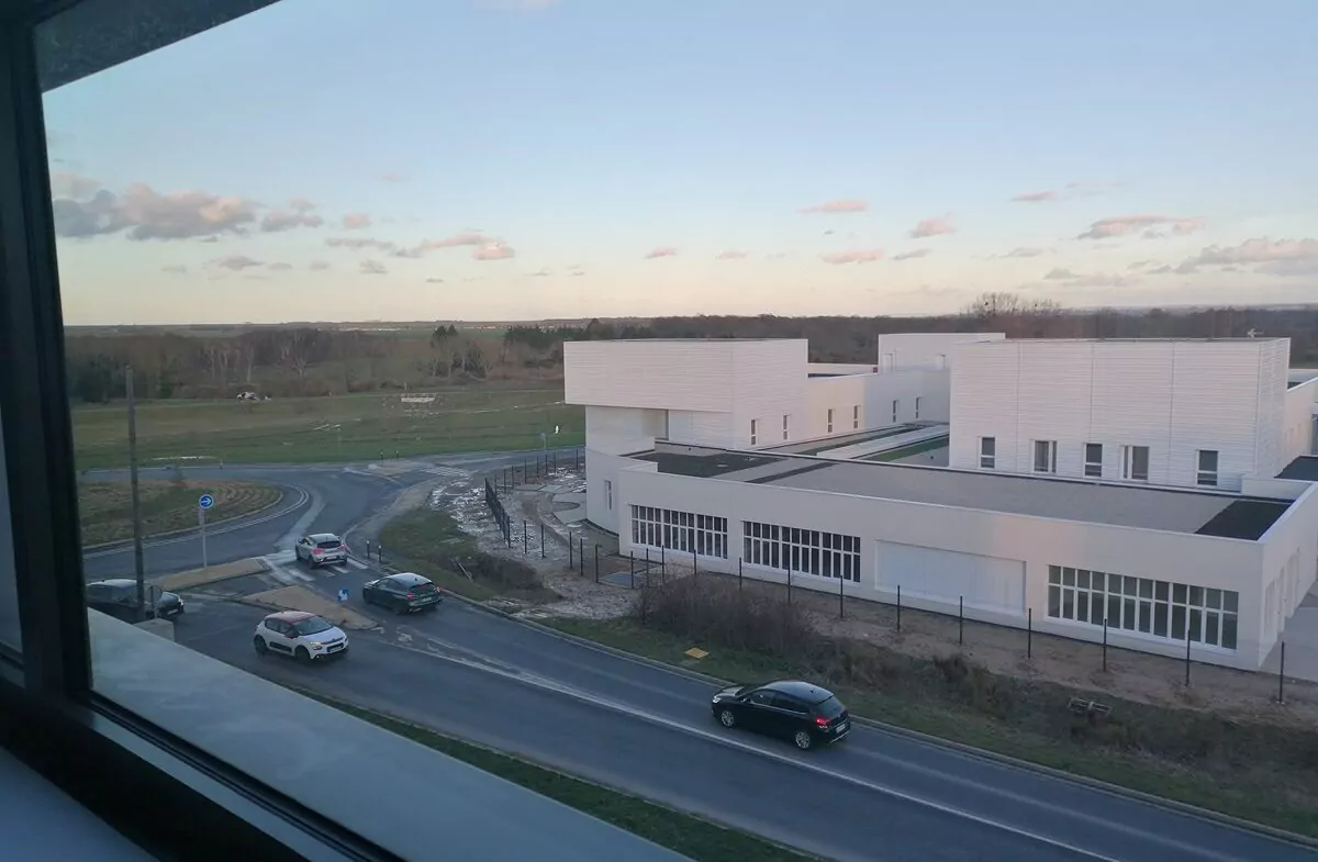 normandie-amenagement-epron-bureaux-alouer-avendre